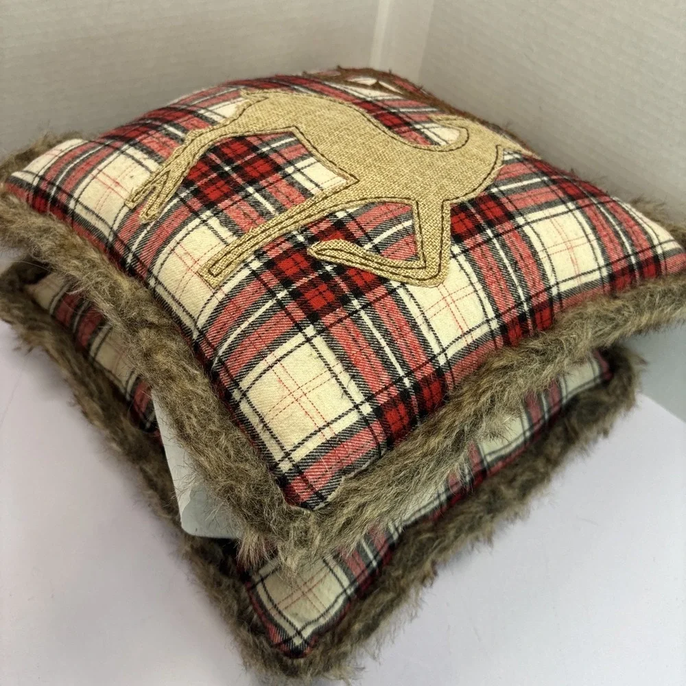 Pair Of Red Plaid Flannel Christmas Accent Pillow Faux Reindeer & Faux Fur‎  13